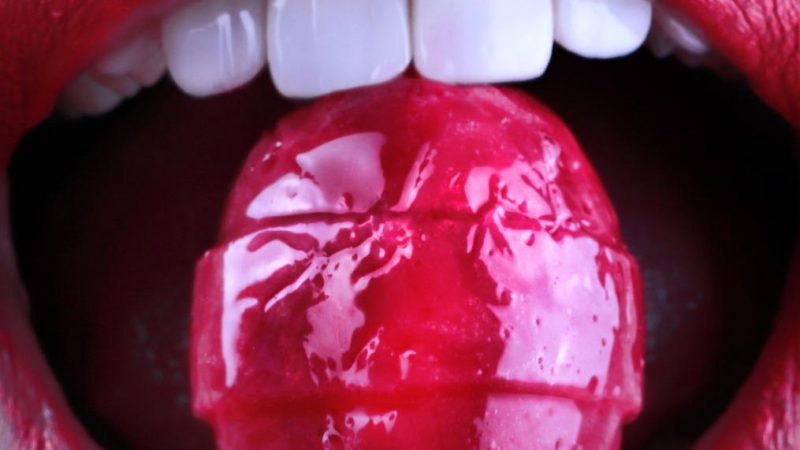 Quelles habitudes alimentaires fragilisent la santé des dents ?